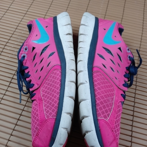 Nike Womens Flex Fitsole 2013 Running Shoes 580440-601 Low Top Lace Up 8.5 pink. - Picture 8 of 10